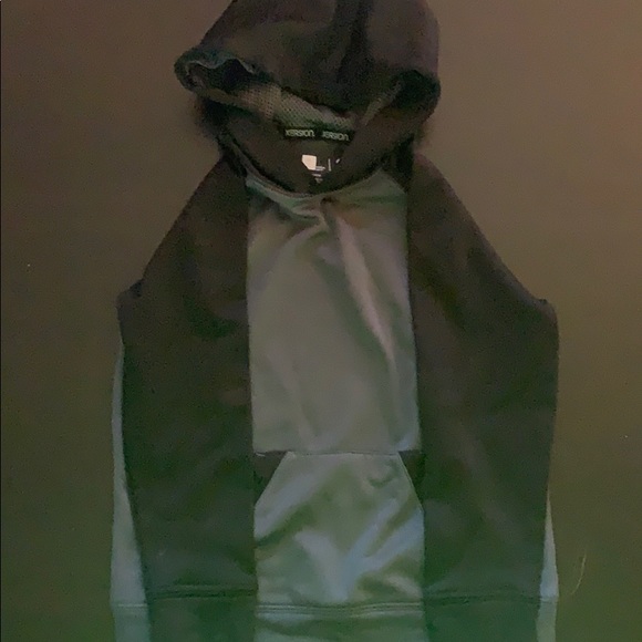 Boys Xersion sweaters size 6&7 - Picture 4 of 5